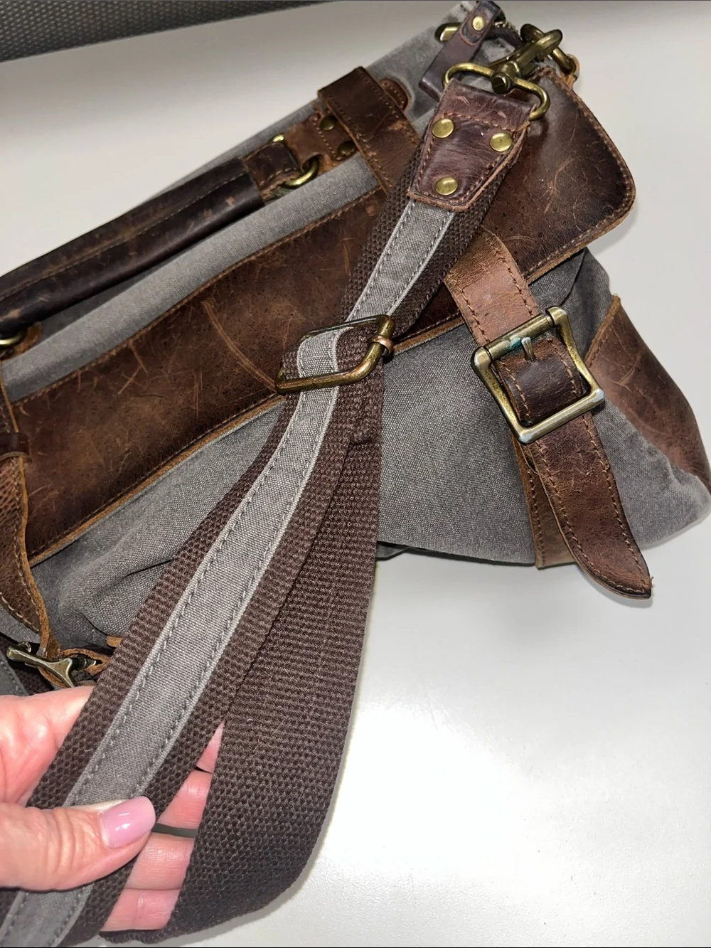 S-Zone gray canvas